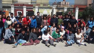Docentes y artistas para "Entornos creativos"