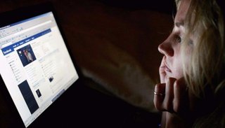 El trabajo desde España para supervisar las denuncias argentinas en Facebook