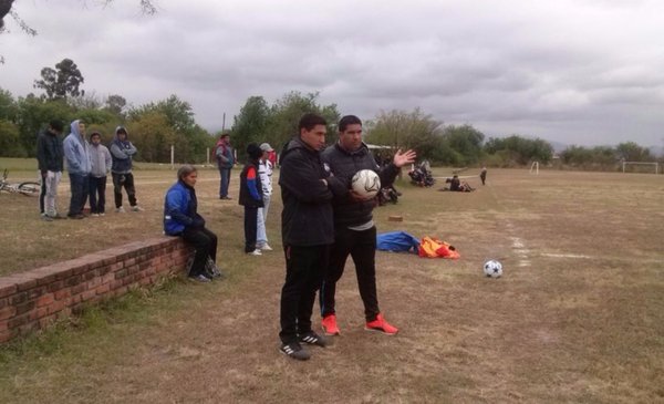 Invitan a jugadores de Jujuy para la prueba que realizará Colón de Santa Fe en Palpalá - El Tribuno.com.ar