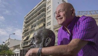 “Aún hoy, hacer los temas del Cuchi no es una cosa fácil”