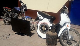 Secuestran motos y otros elementos y detienen a un sujeto