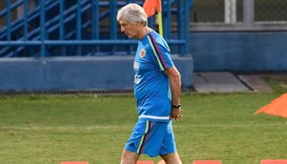 Pekerman dejó de ser el entrenador de Colombia