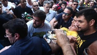 Video: Jair Bolsonaro fue apuñalado y esta grave