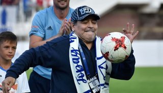 Maradona saludó a López Obrador camino Sinaloa
