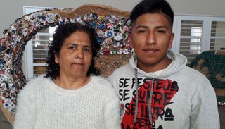 Los encontraron donde se detectaron los "golpes de casco" para pedir auxilio
