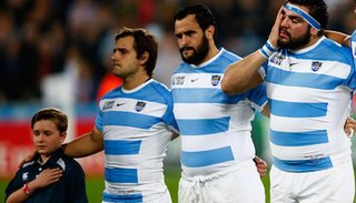 Nico Sánchez es el máximo goleador de Los Pumas y Figallo lo felicitó