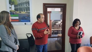 Inició curso de japonés