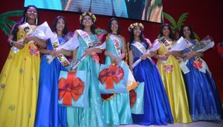 Josefina Ordóñez se consagró reina del Colegio Nº 2