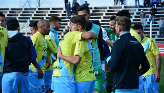Temperley sorprendió y se comió un gran bicho
