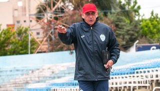 Riggio puso paños frío: “No tenemos que volvernos locos”