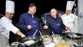 Vladimir Putin y Xi Jinping en un momento de relax