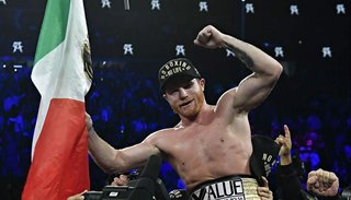 Saúl "Canelo" Álvarez es el nuevo rey de los medianos