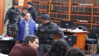 "Era obligado a entregar facturas en blanco"