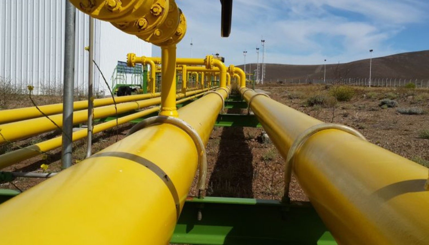 3 petroleras tienen vía libre para vender gas a Chile — Oficial 3 petroleras tienen vía libre para vender gas a Chile — Oficial