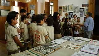 Exitosa muestra de la gráfica local en el Día de las Bibliotecas