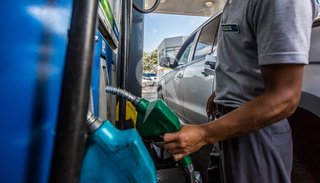Nuevo aumento del combustible: Axion subió un 8% y le seguirían el resto de las petroleras