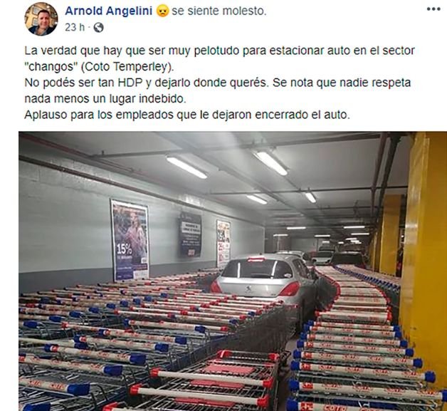 Estacionó mal en el súper y la respuesta de los empleados se volvió viral