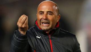 Millonaria demanda de Sampaoli a la federación chilena