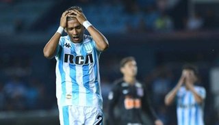 Malas noticias en Racing: Zaracho dio positivo y quedó descartado