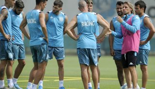 Racing, con toda su “enfermería”, recibe al Nacional uruguayo