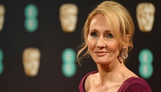 J.K. Rowling vuelve a encender la polémica