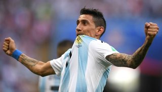 Di María: "Prefiero que me puteen 45 millones de personas a ver la Torre Eiffel"