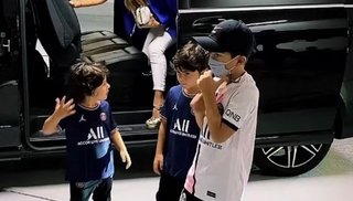Thiago y Mateo Messi ya son de las inferiores del PSG