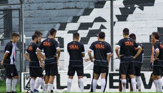 Central Norte, con el once definido, se instaló en Buenos Aires