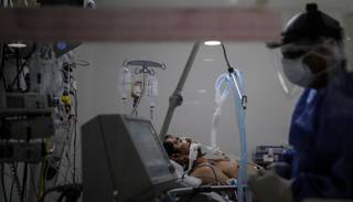 El coronavirus afecta la  fertilidad de los hombres 