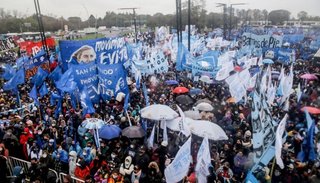Movimientos sociales suspendieron la movilización prevista para hoy