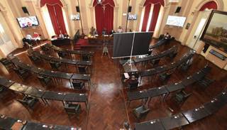 Por decreto se pidió iniciar el 30 la reforma constitucional