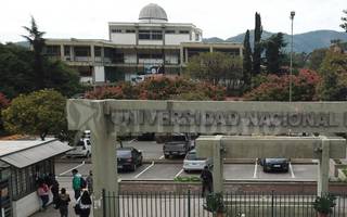  Docentes paran 48 horas en  la UNSa por mejoras salariales