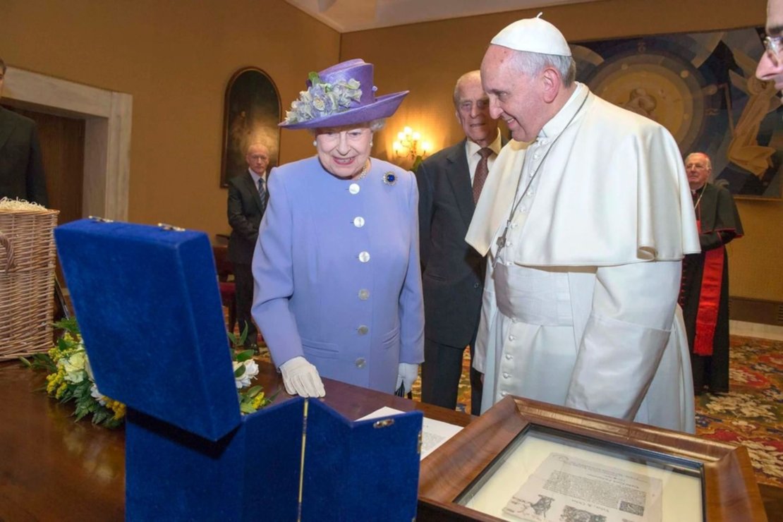 En 2014, también se reunió con el Papa Francisco en el Vaticano En 2014, también se reunió con el Papa Francisco en el Vaticano