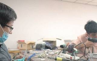 Instan a estudiantes a donar los materiales que no reutilizaron