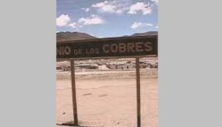 Murió una persona tras volcar una camioneta a 80 kilómetros de San Antonio de los Cobres