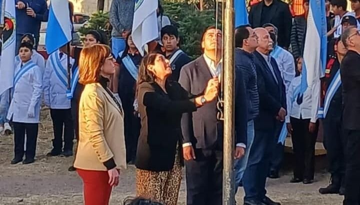 Festejos por el centenario de un barrio que progresa- Festejos por el centenario de un barrio que progresa
