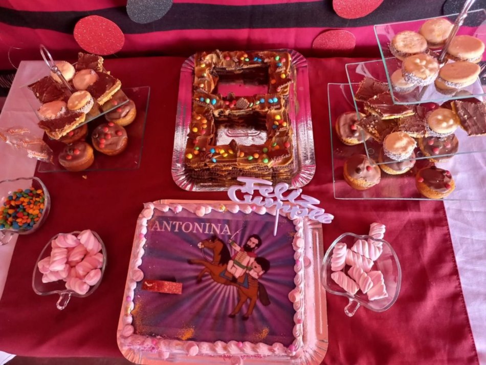 Nada de cuentos infantiles: la niña fanática de Güemes que hizo su cumpleaños del General
