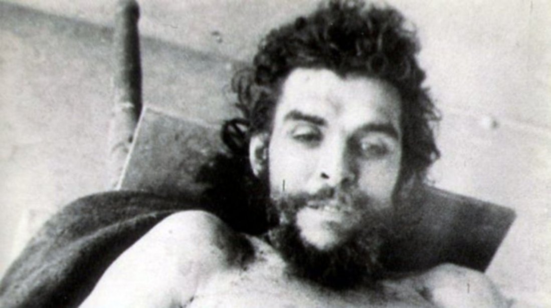 Descubren Fotos Inéditas De La Muerte Del Che Guevara 4217