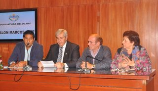 Convenio con las veinticuatro escuelas del Parlamento Juvenil