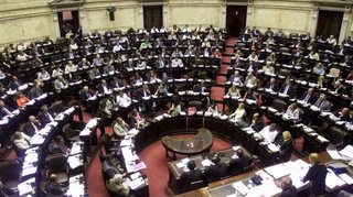 Cambiemos se fortalece en ambas cámaras, pero sin mayoría
