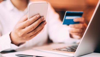 Seis de cada diez argentinos consulta en las redes sociales antes de hacer una compra