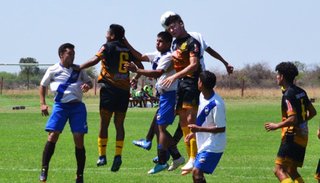 Juventud y Pellegrini sumaron derrotas en el Regional del NOA