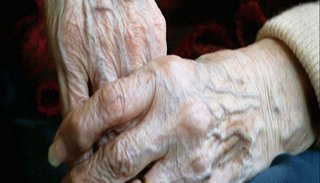 VIDEO: Matan a una anciana de más de 80 años para robarle