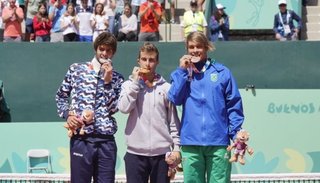 Facundo Díaz Acosta ganó la medalla de plata en tenis