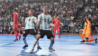 El seleccionado de futsal goleó a Panamá y va por Brasil en la semifinal
