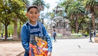 La promesa del meñique de Mateo y Sáenz por los monumentos