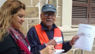 Entregan credenciales a 506 permisionarios de la ciudad