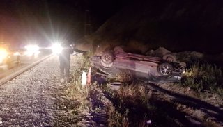 Purmamarca: por esquivar otro vehículo, mordió la banquina y volcó
