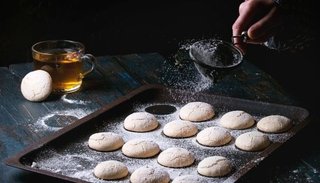 Le convidó a sus compañeros galletas hechas con las cenizas de su abuela