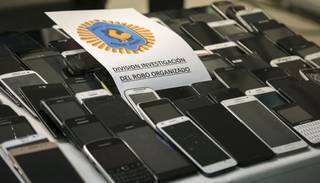 Líneas prepagas: extendieron hasta el 31 de octubre el plazo para registrar celulares